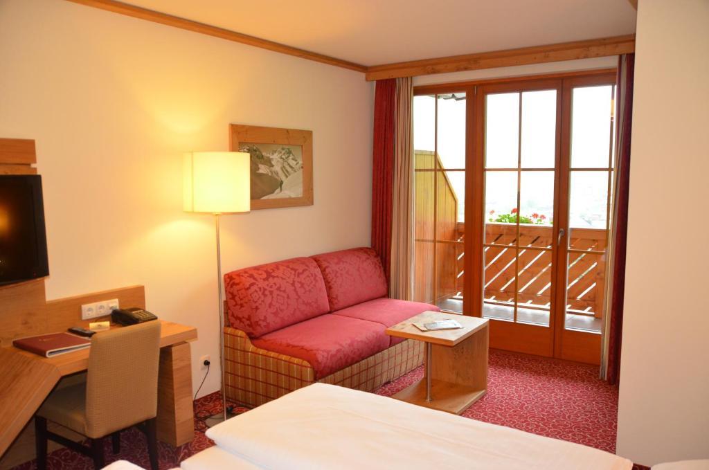 Hotel Roslehen Гросарл Стая снимка